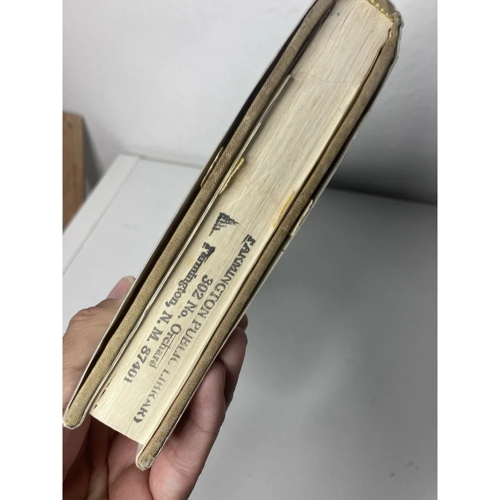 The Organic Gardener by Catharine O. Foster 1972 Trade Hardback Cottagecore